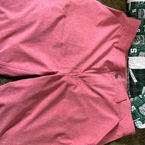 Men’s “Cool Keep” stretch golf shorts